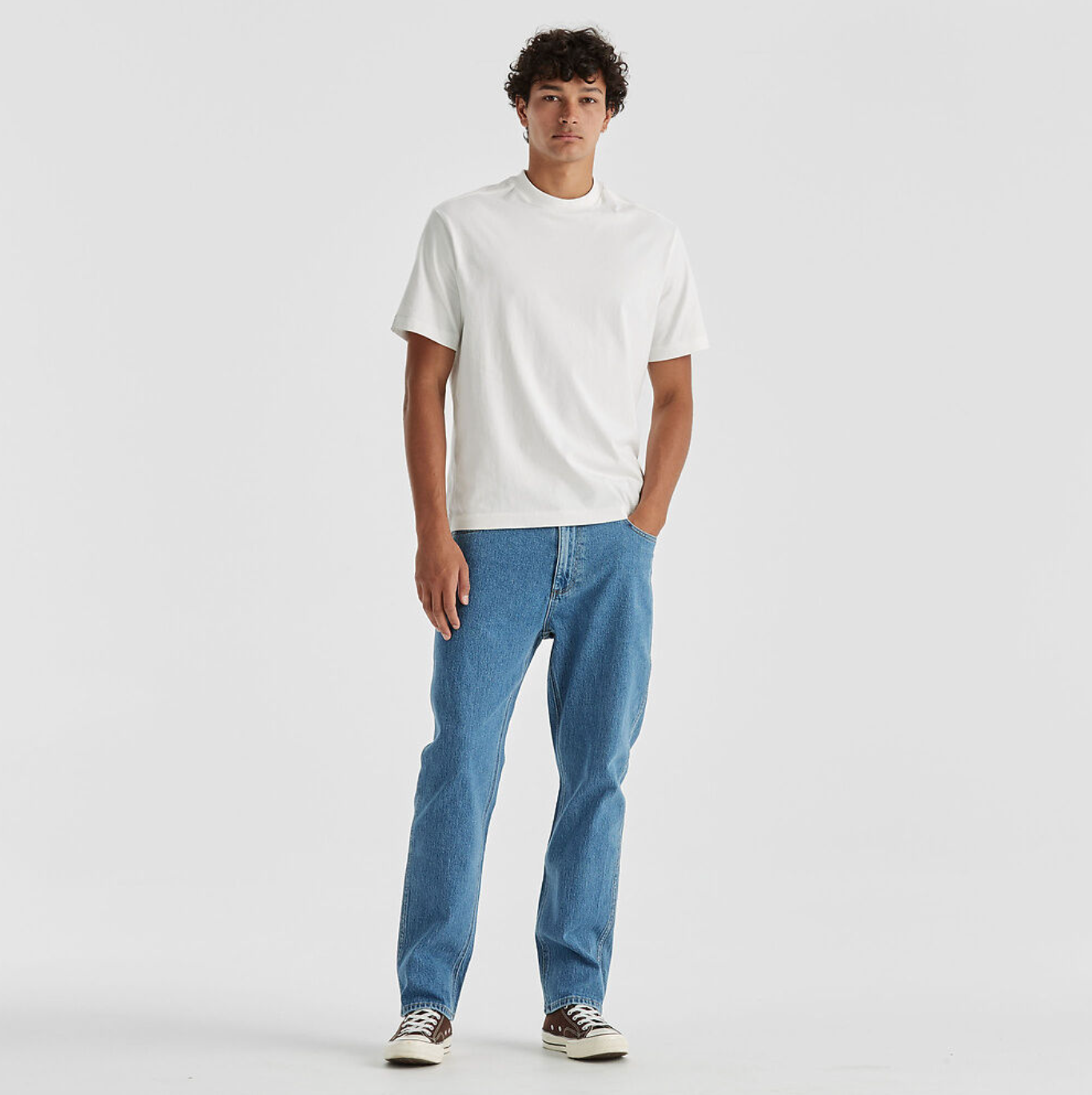 Wrangler Men's Eazy Straight Moonlight Blue