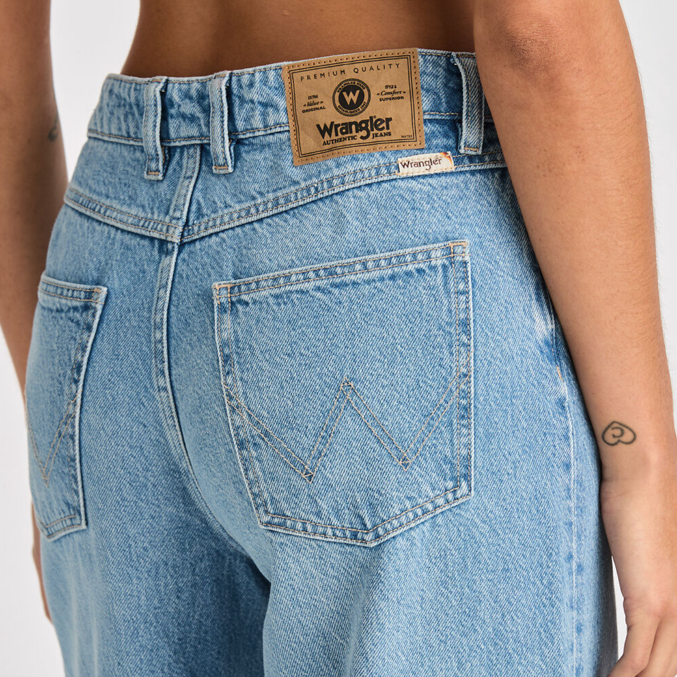 Wrangler Women’s Mid Stevie Jean