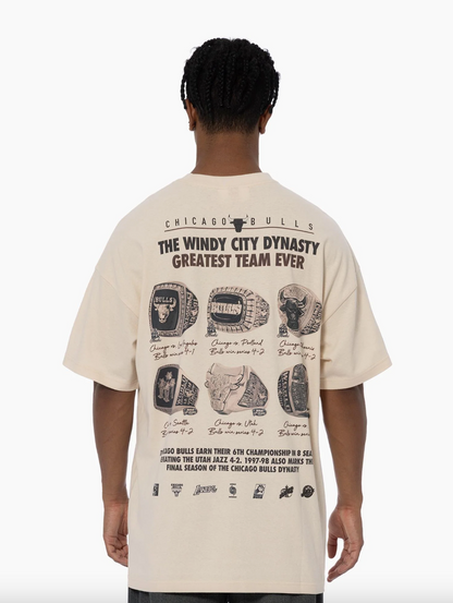 Mitchell & Ness Greatest Team Tee Bull