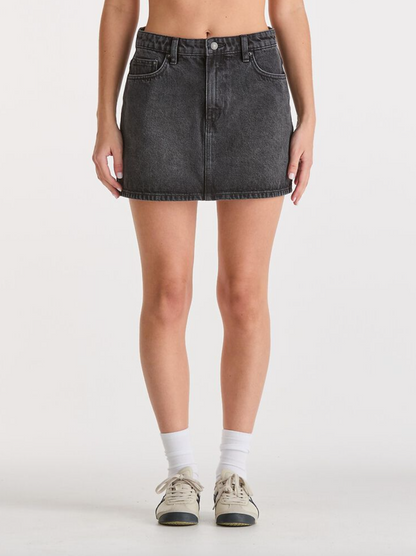 Lee Women's Relaxed Mini Skirt