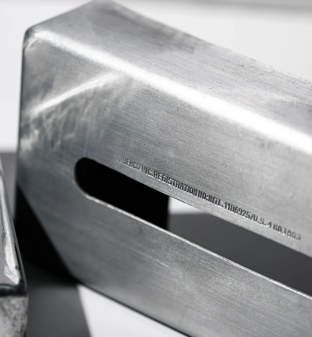 Aluminium Tissue Case