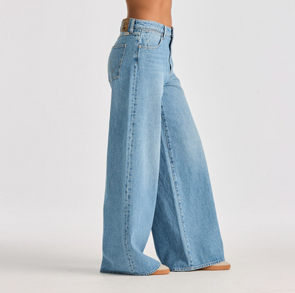 Wrangler Women’s Mid Stevie Jean